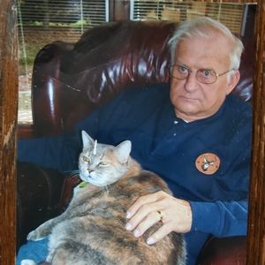 Meet your Posher, Tom